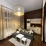 Apartment Honey - Loftaffair *