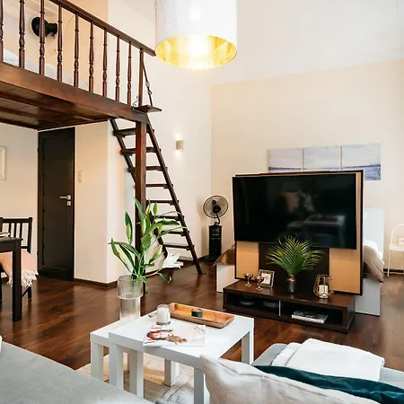 Honey - Loftaffair Kraków