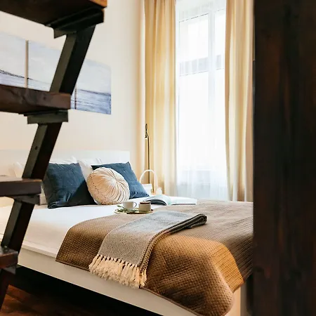 Honey - Loftaffair * Cracóvia